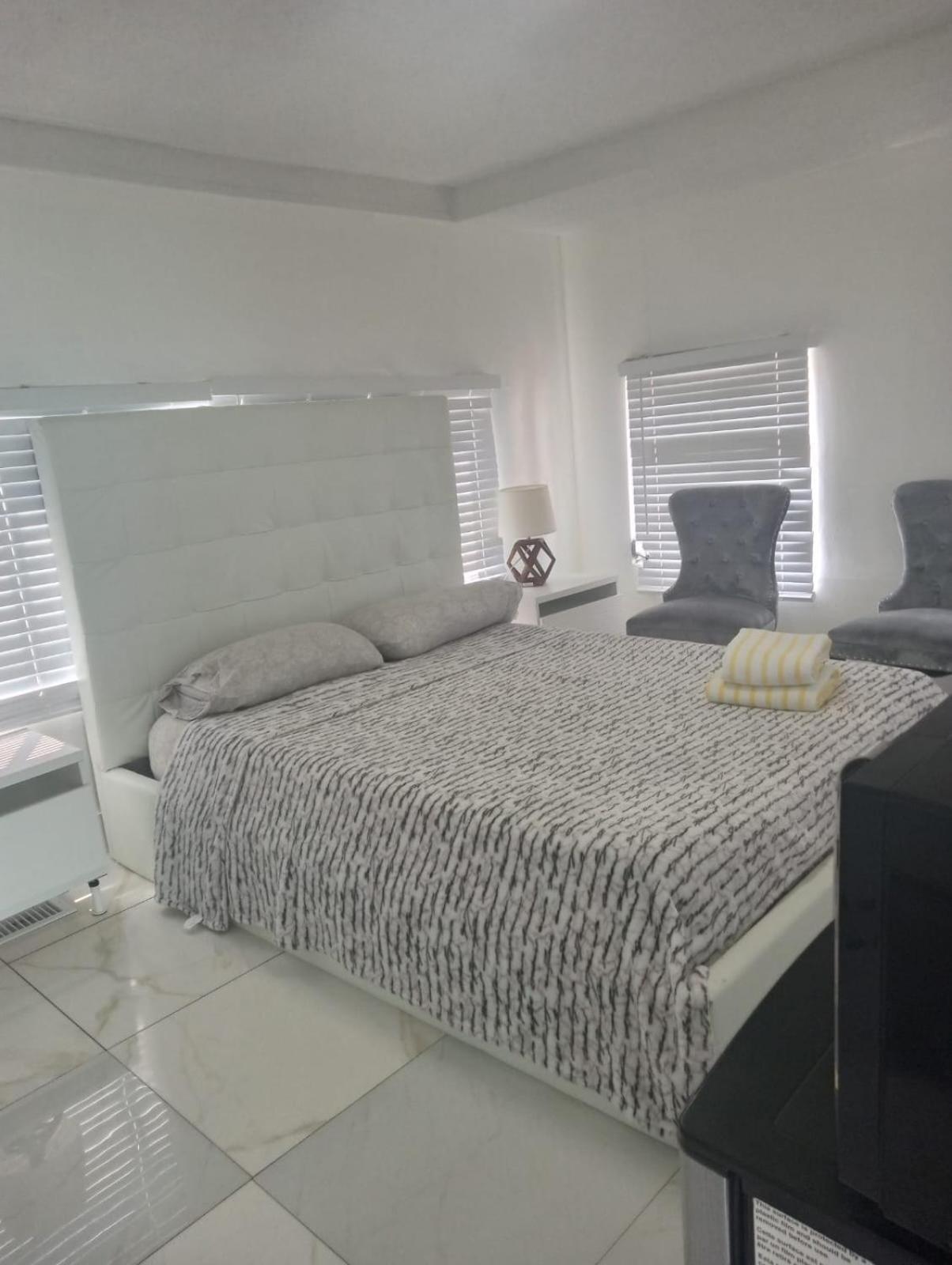 1161 Studio 1 Miami Tamiami エクステリア 写真