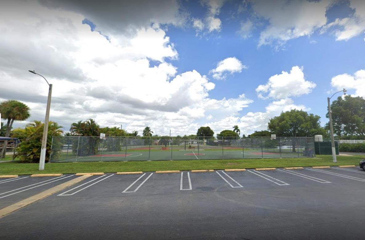 1161 Studio 1 Miami Tamiami エクステリア 写真